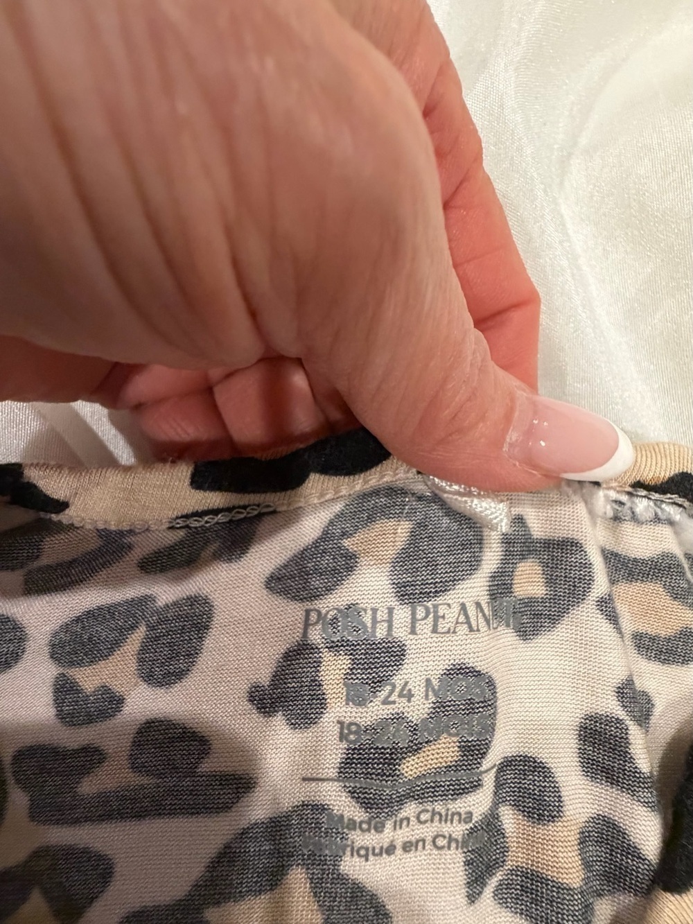 POSH PEANUT Girls' Leopard Ruffle-Hem Long Sleeve Top - Tan & Black Size 24m - Picture 3 of 5